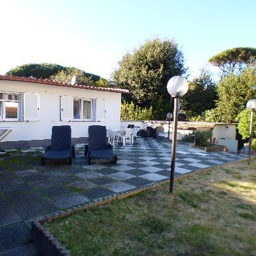 Rentals Appartamento Tirrenia Pisa