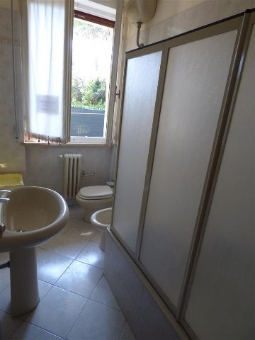 Rent Quadrifamiliare Tirrenia Pisa